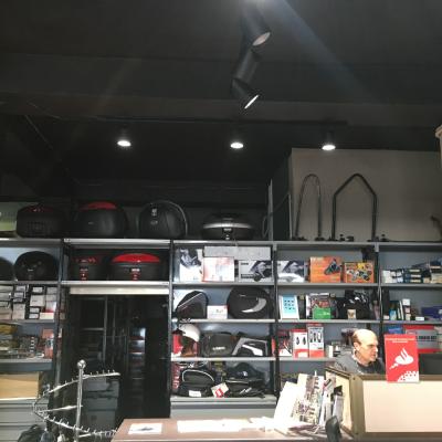 Negozio Yamaha3